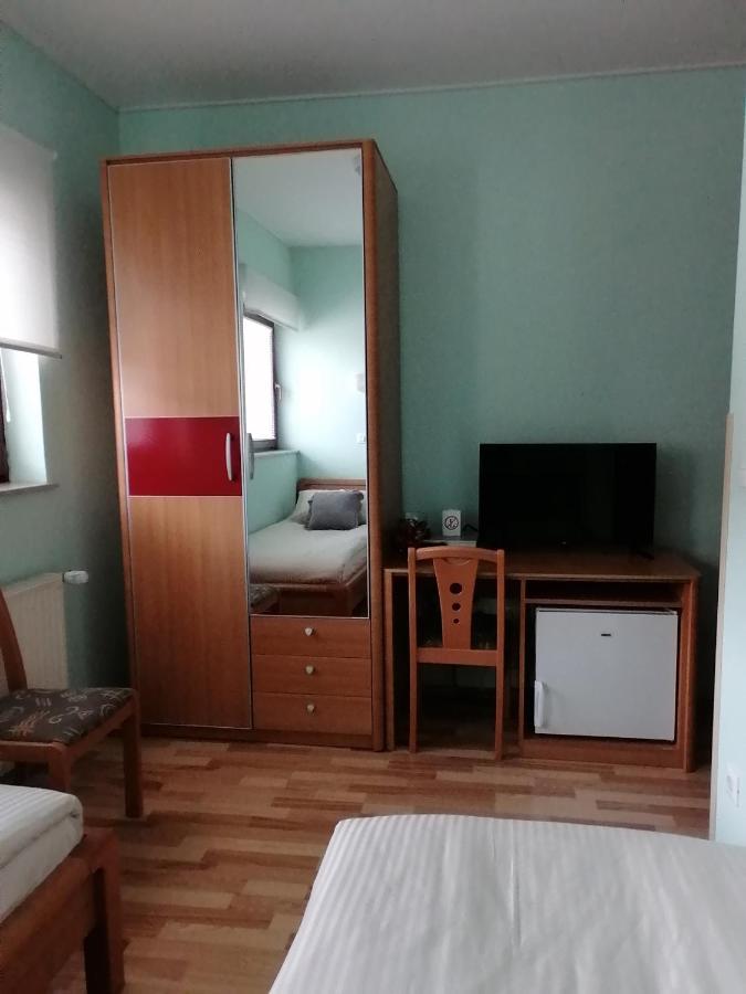 كوباريد Apartment Modrina المظهر الخارجي الصورة
