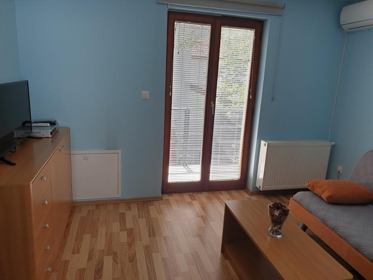 كوباريد Apartment Modrina المظهر الخارجي الصورة